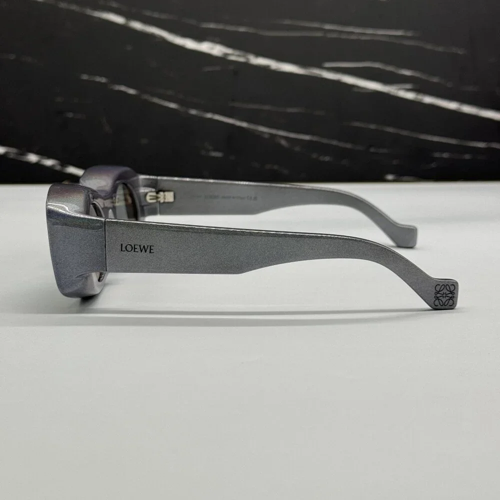 NEW LOEWE GREY UNISEX SUNGLASSES LOEWE LW40033I 05X